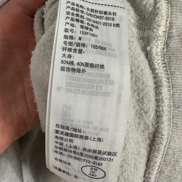 Abercrombie Soft Collection Drama Wedgey Henley Cropped 90s Sweatshirt Sz Medium - Picture 9 of 15